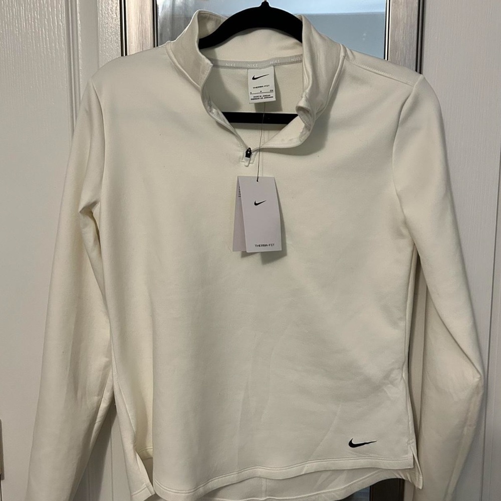Nike thermal fit jacket 🤍